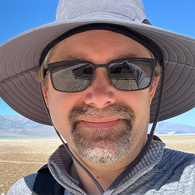 Headshot of Stewart Graft