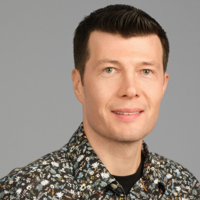 Stuart Foster headshot.